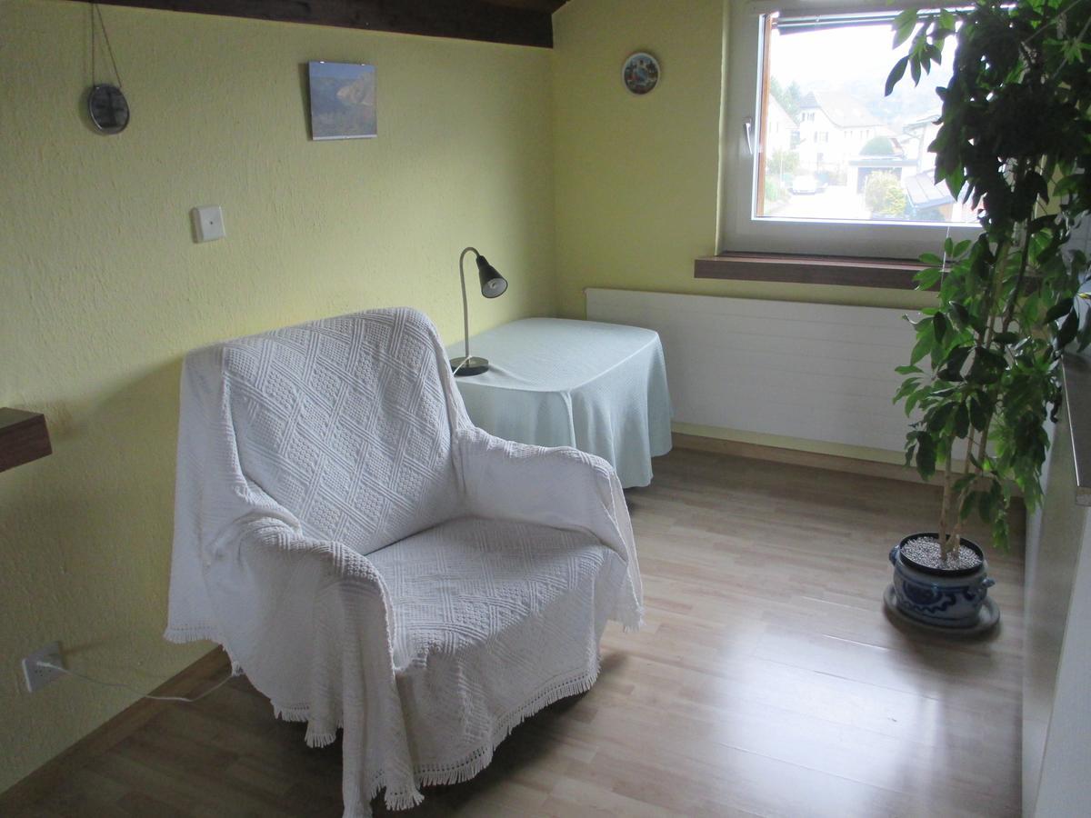 Heidis Gastehaus Bed & Breakfast Niederwil Exterior foto